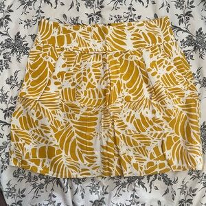 LOFT Mustard and Cream Leaf Pattern Skirt Linen with Pockets Size 8